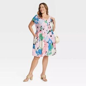 Short floral dress 3x ava and viv